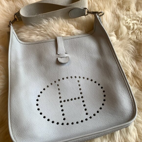 Authentic HERMES Grey Clemence Evelyne I GM Crossbody Bag - Picture 11 of 15